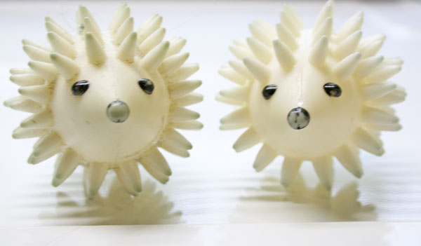 how to clean feather pillows, cleaning tips