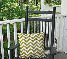 chevron porch pillows for spring springdecor, home decor, porches, Don t you wan to grab a glass of sweet tea and a book
