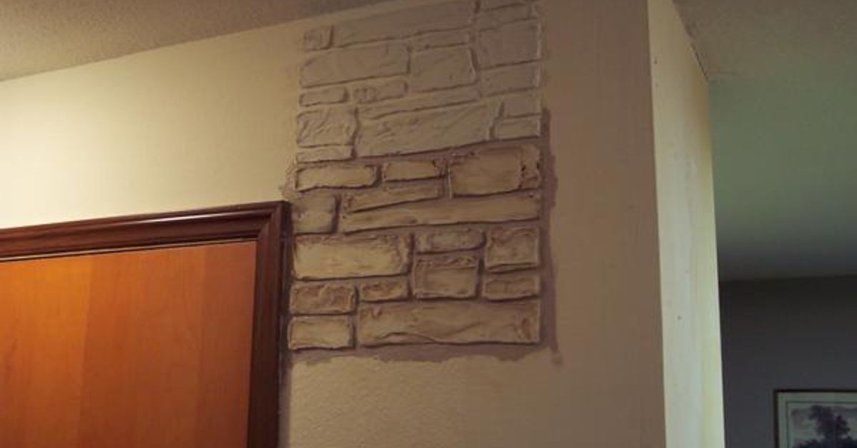 Plain Walls Are Transformed In To Stone Walls With Joint