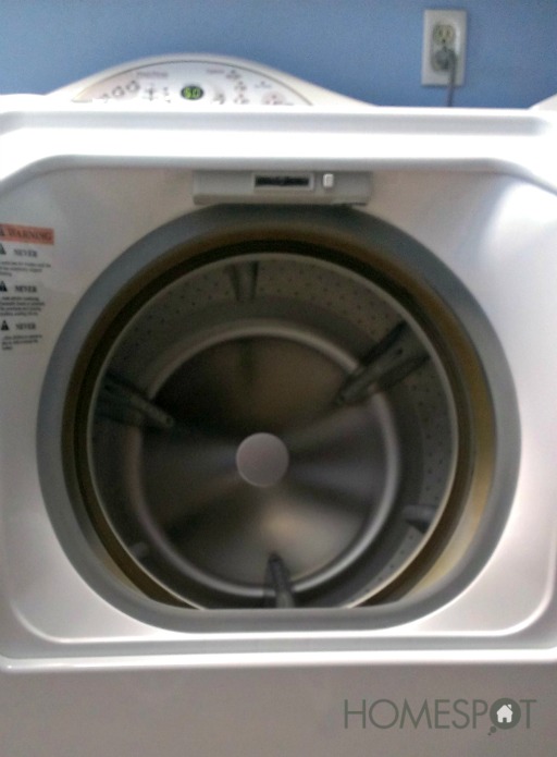 faa a sua mquina de lavar limpar sozinha, Limpe o tambor depois de passar o vinagre pelo ciclo mais quente