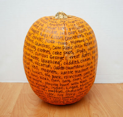 pumpkin carving ideas inspiration, seasonal holiday d cor, thanksgiving decorations, OUR FAV Count your blessings and bring in Thanksgiving by writing all you re thankful for around the pumpkin