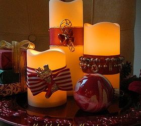 Decorate candles using Christmas jewelry!