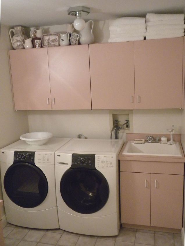 collections in a hard working laundry room, home decor, laundry rooms, repurposing upcycling