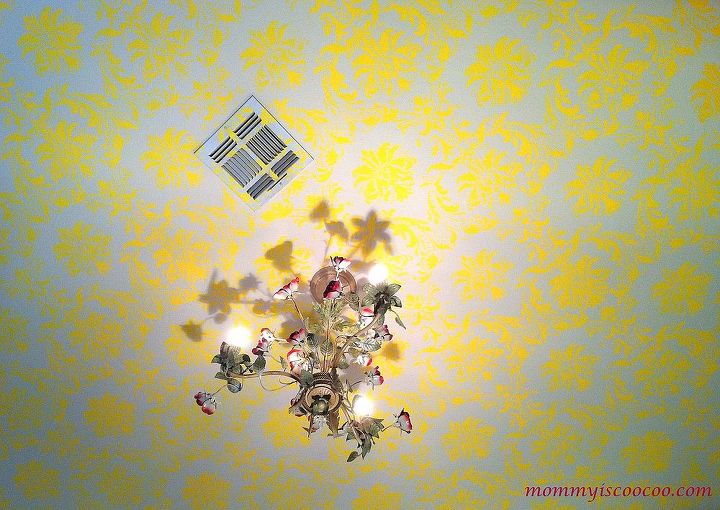 dancing damask on the ceiling how to stencil the ceiling, home decor, paint colors, painting, The completed ceiling I just went ahead and stenciled right on the vent What would you have done