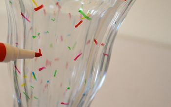 Sprinkle Glass with Glass Paint Markers