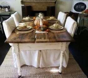 10 yard sale find antique farm table and fall tablescape, painted furniture, seasonal holiday decor, Not a bad table for 10 Check out the 20 Pottery Barn rug also a yard sale steal