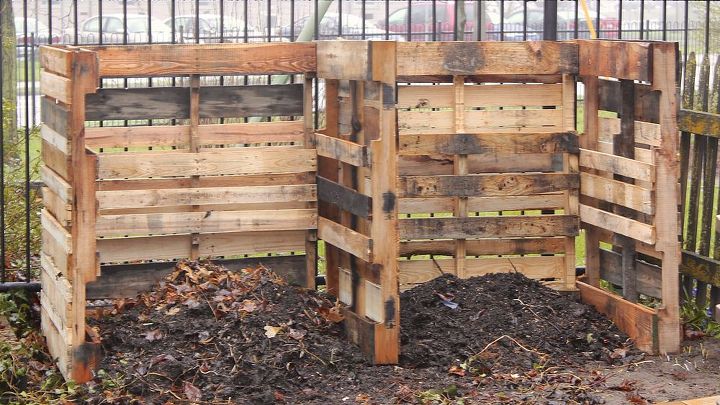 how to build a composting system from pallets, composting, diy, gardening, go green, how to, pallet, repurposing upcycling, A two bin system allows for piling kitchen and yard waste on one side to decompose and storing the finished compost on the other side