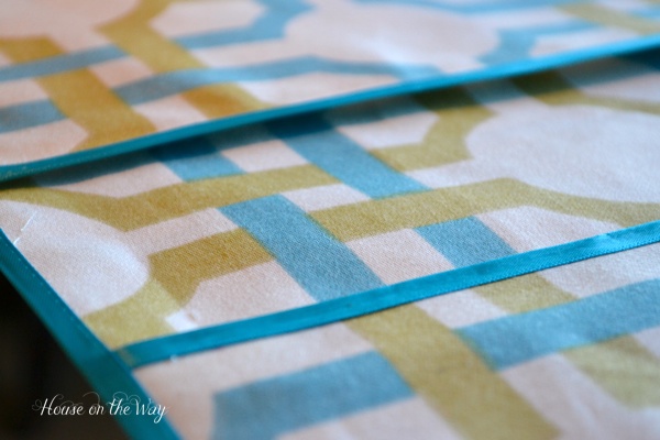 how to make a desk calendar fabric cover, crafts, Ribbon trim on the ends gives the cover a finished look