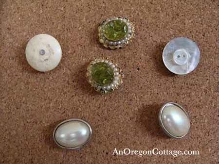 use vintage jewelry and buttons to make push pins, crafts