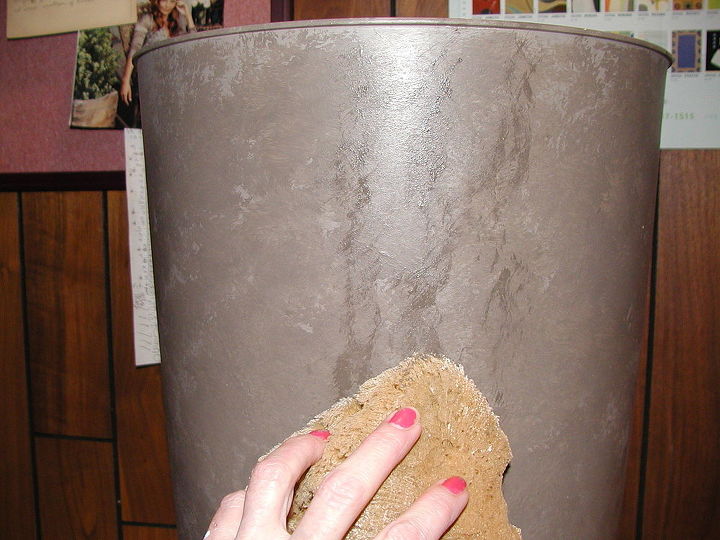 make a plastic garbage can look high end, A second even deeper color is sponged on to the surface and blended