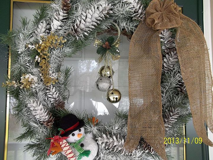 wreaths i made, christmas decorations, crafts, seasonal holiday decor, wreaths