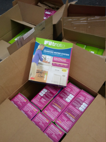 i m having a local hometalk meetup, More swag Filtrete is giving each attendee a water filtration system woohoo I got 25 of them today via FedEX These retail for over 70 each