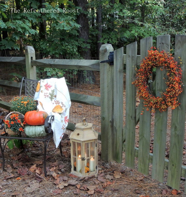 fall at the back gate, gardening, seasonal holiday d cor, wreaths