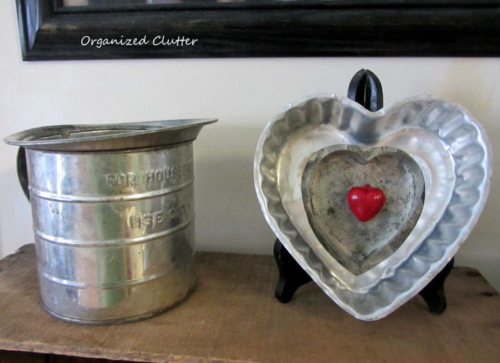 thrift shop heart valentine s day craft, christmas decorations, repurposing upcycling, seasonal holiday d cor, valentines day ideas, Here is a 3 dimensional heart made by layering an aluminum Jello mold a tin cookie cutter and a necklace heart
