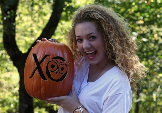 a funkin pumpkin chi o style, crafts, seasonal holiday decor, My sorority girl seems to be smitten with her new decor