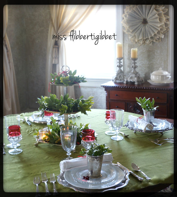 fresh green and white table, home decor