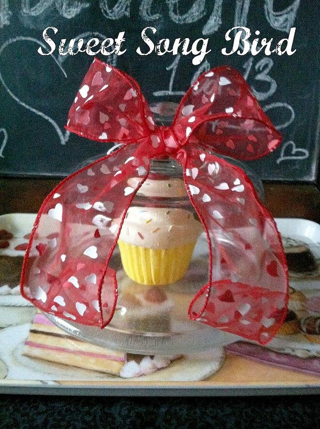 valentine s day vignette, crafts, seasonal holiday decor, valentines day ideas, wreaths, Cupcakes make me smile This one is a candle