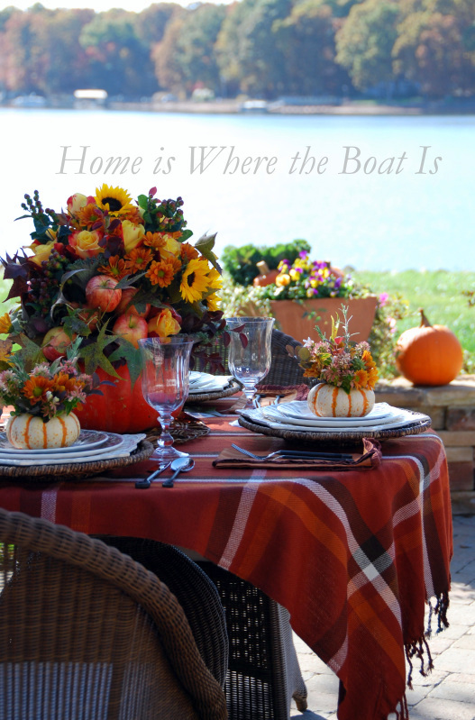 a pumpkin vase centerpiece for your thanksgiving table, seasonal holiday d cor, thanksgiving decorations