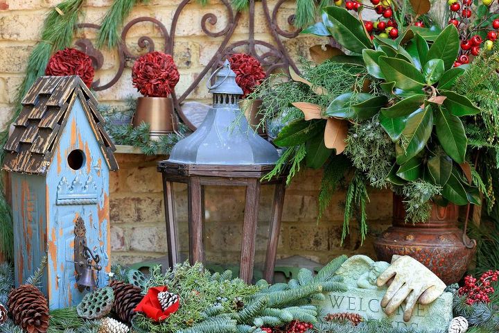 a southern style christmas garden tour on christmas eve, gardening, seasonal holiday d cor