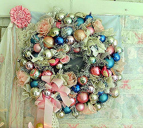 http penny pennystreasures blogspot com 2013 07 christmas in july html, christmas decorations, seasonal holiday decor, wreaths