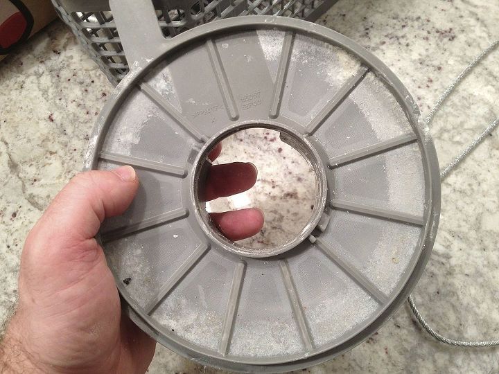 a mquina de lavar loua no limpa bem 5 dicas rpidas para deix lo como novo, Limpe o filtro fino para que areia e sujeira n o fiquem na lava lou as