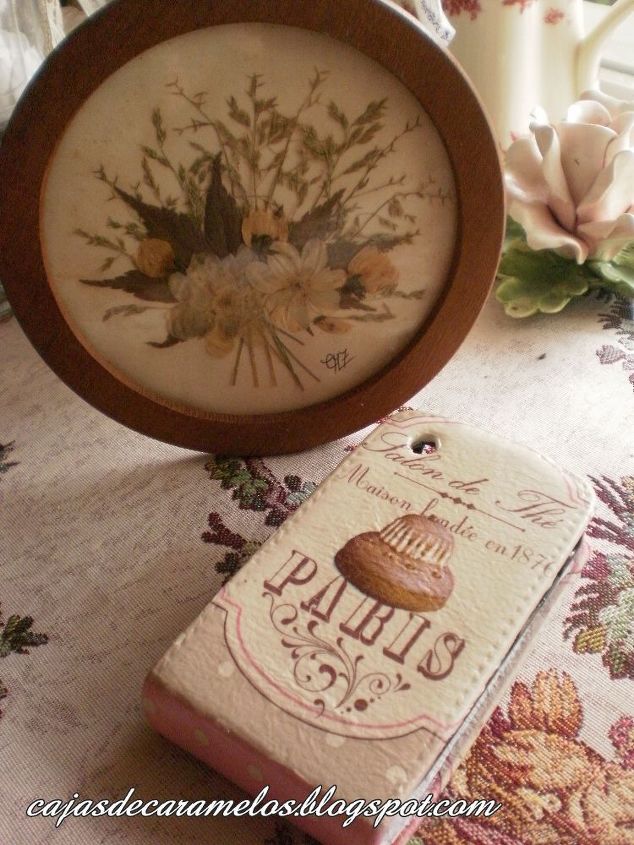 mobile phone cover decorated with decoupage technique, crafts, decoupage