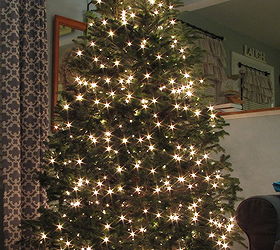 string your lights like rockefeller, lighting, seasonal holiday decor