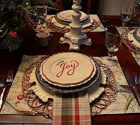 christmas tablescape for dinning room, christmas decorations, seasonal holiday decor, Winter birds placemats and plaid napkins