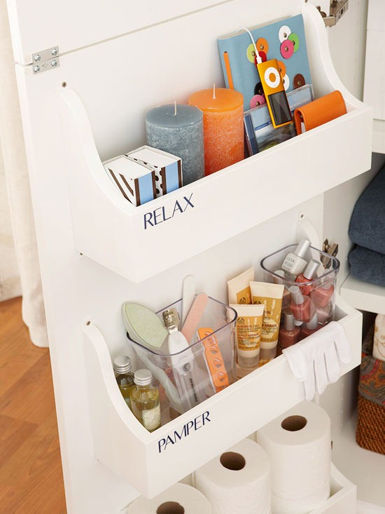 cabinet door storage, cleaning tips, kitchen cabinets