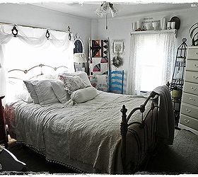 white bedroom, bedroom ideas, home decor, see blog for all the curbside finds in this room