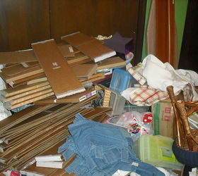 quilting room in our home we just sold a while ago, craft rooms, home decor, organizing, This is my material boards just tossed in the new room because no room in the small room had to take all of this out to organize new room big mess for sure right Wait until you see new room keep looking