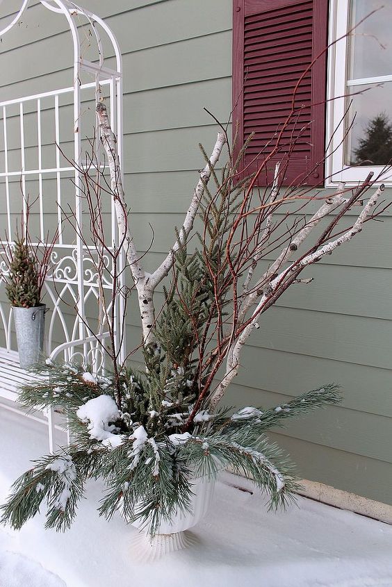 winter floral designs, gardening, porches, This is a close up of the rich colors and textures that make these designs interesting I love using God s creations to decorate with