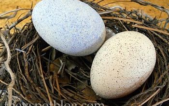 Recycle boring plastic eggs and make faux robin eggs for your spring or Easter decor.