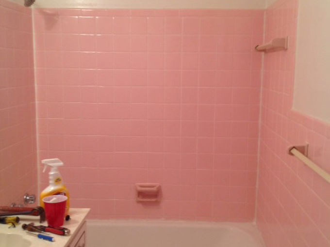 Adhesive From 1950 S Pink Wall Tiles, How To Change Bathroom Wall Tiles Without Removing Them