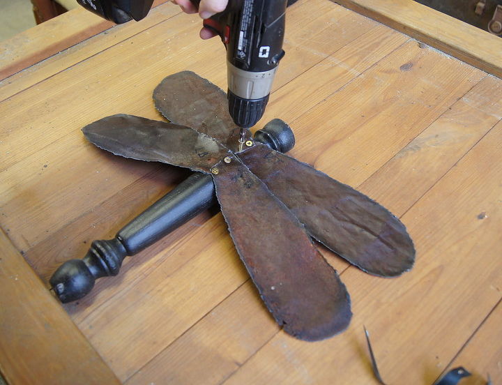 dragonfly tutorial using re purposed materials, Once you have your holes drilled you will need 1 inch wood screws to attach the wings to the body