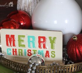 woodsy glam christmas home tour, christmas decorations, seasonal holiday decor, wreaths