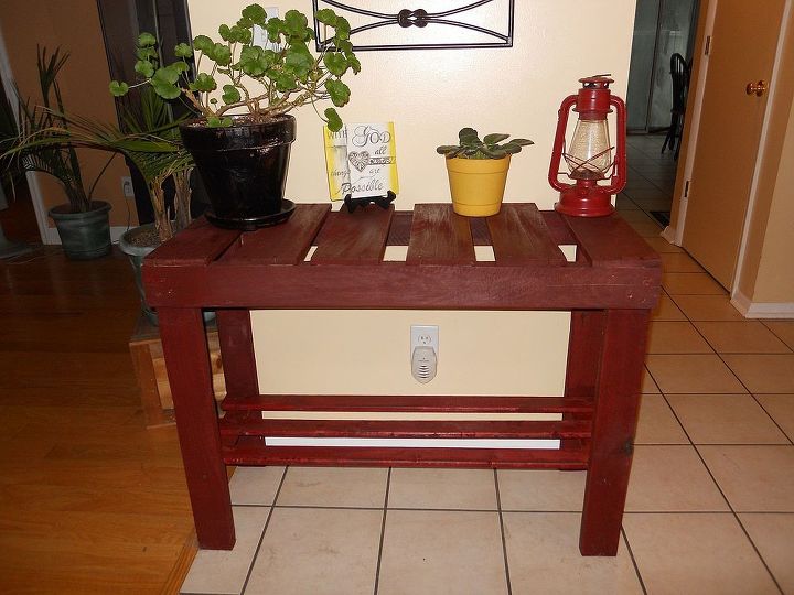 pallet foyer table, painted furniture, pallet, repurposing upcycling