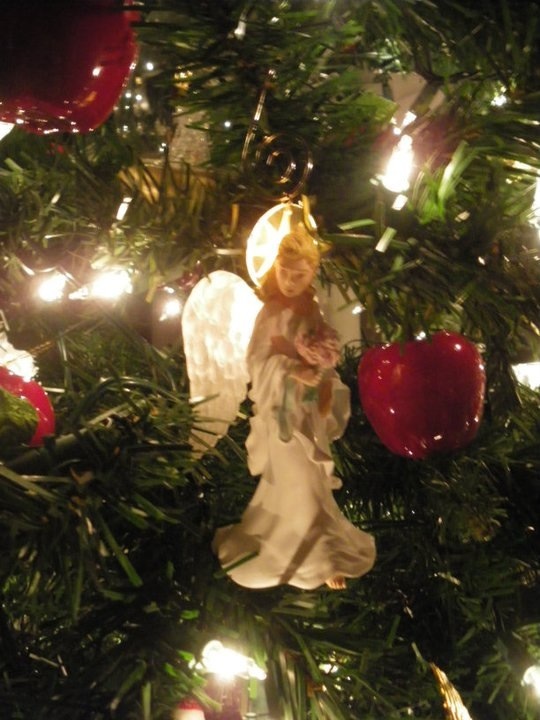 my memory christmas angel tree, christmas decorations, seasonal holiday decor, The wings on this Angel light up