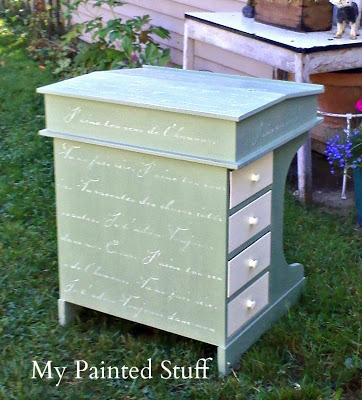 make it pretty monday features, curb appeal, home decor, painted furniture, seasonal holiday decor, Furniture Transformation from