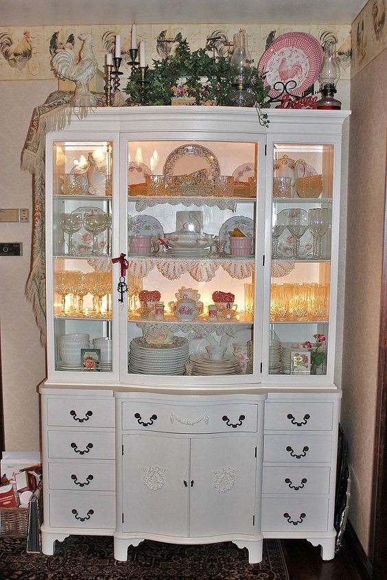 annie sloan chalk paint tutorial china cabinet, chalk paint, painted furniture, My very first paint job