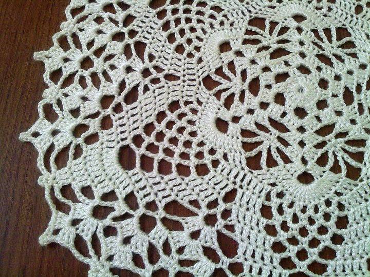 white round crochet doily, crafts, home decor