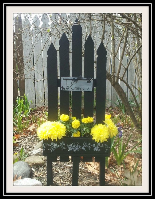 up cycled and re purposed pallet flower box, diy, flowers, gardening, how to, outdoor living, pallet, repurposing upcycling, Freestanding Planter Box