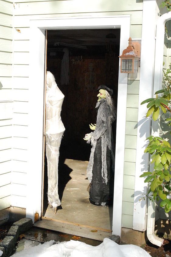 welcome halloween party, halloween decorations, seasonal holiday d cor, last year even the dummies were stymied with all of the snow