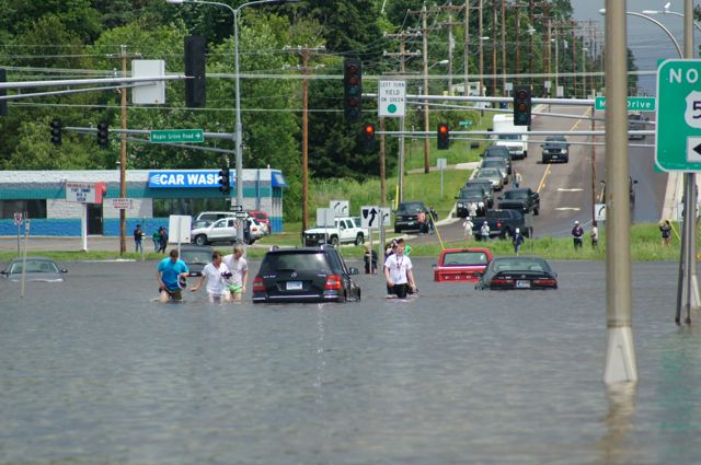 duluth mn seriously flooded 1st time ever, outdoor living, Mall area