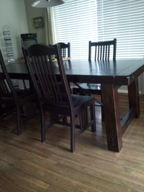 refinishing chairs to match that new cool dark pottery barn table, painted furniture