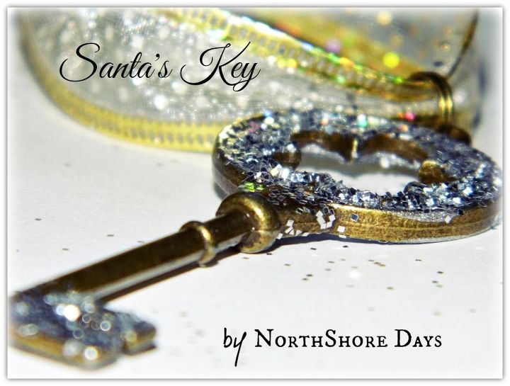 santa s key, christmas decorations, crafts, seasonal holiday decor, A magical key