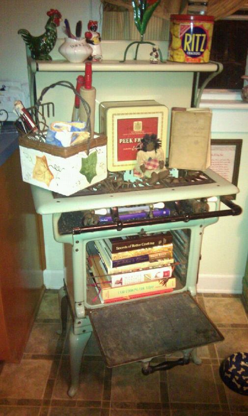 my nostalgic corner a useful idea for a vintage stove, repurposing upcycling, Useful idea to store my favorite cookbooks