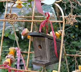 vintage recycled bird feeder, gardening, painted furniture, repurposing upcycling, A small birdhouse and bird seed ornaments