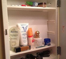 medicine cabinet organization how to tips and tricks, kitchen cabinets, organizing, Medicine Cabinet Before A hot mess