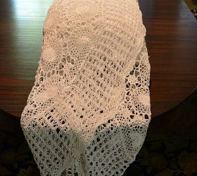 make an extremely easy pillow in literally minutes, crafts, shabby chic, I wrapped the crochet tablecloth across the pillow